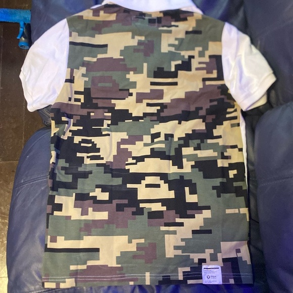 Chocolate by “A Bathing Ape “. - Picture 3 of 6